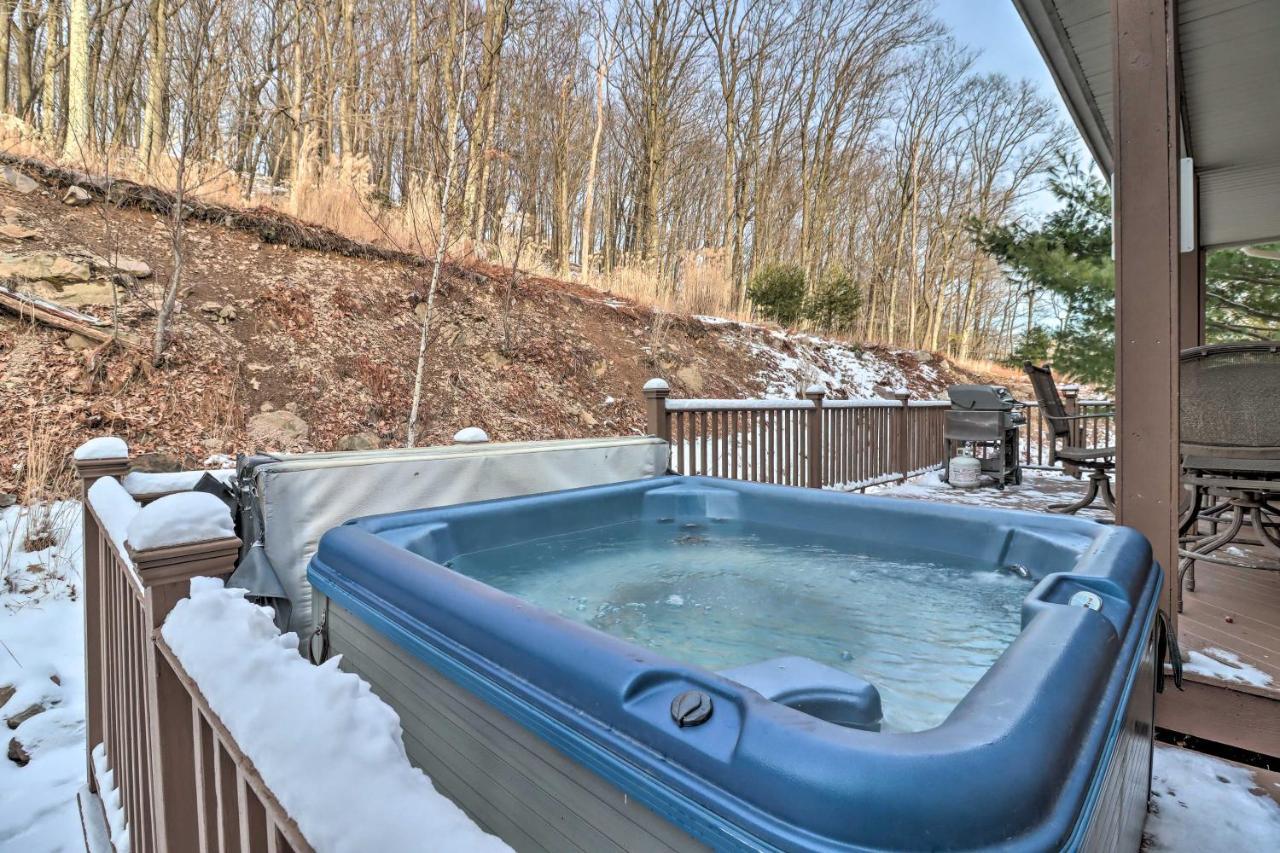 Lake Harmony Home With Hot Tub Less Than Half Mi To Ski! Ngoại thất bức ảnh